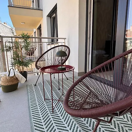Stylish With Terrace Near New York Cafe 2 Διαμέρισμα